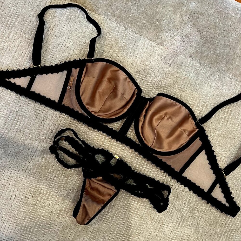 Nichole de Carle Bra and Panty Set - Deadstock